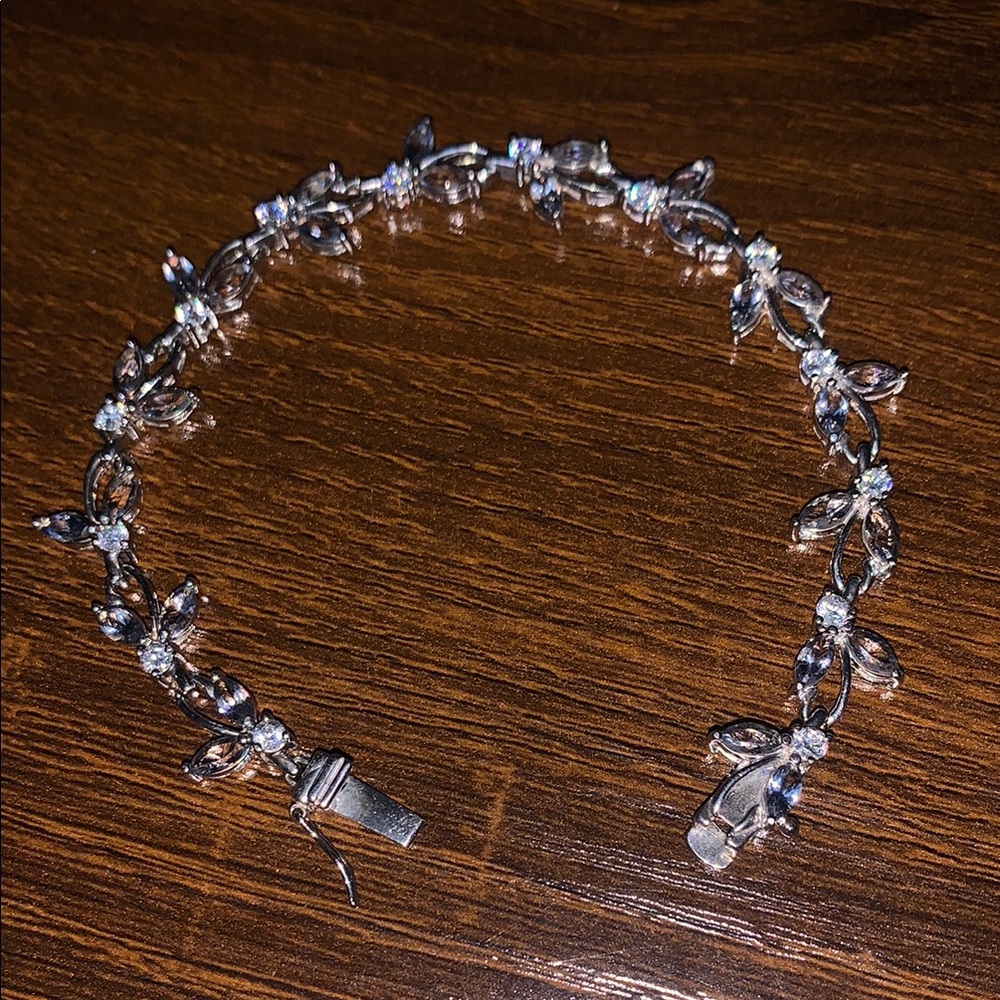 Silver Tanzanite Leaf Bracelet
